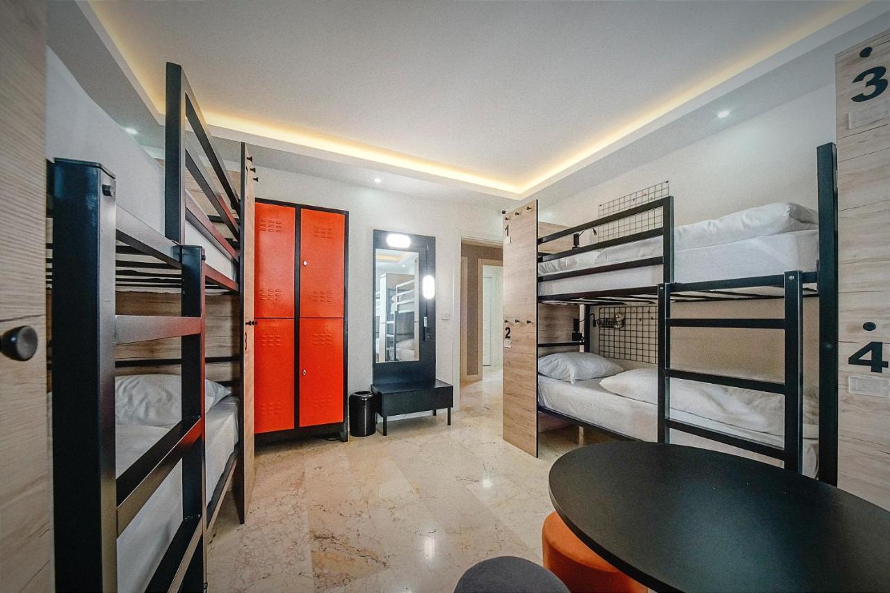 Manu Startup House Hostel Istanbul Exterior foto